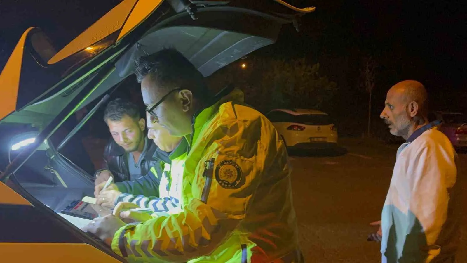 Kayseri’de polis ekiplerinden kaçan alkollü aday sürücü kovalamaca sonucu yakalanırken,