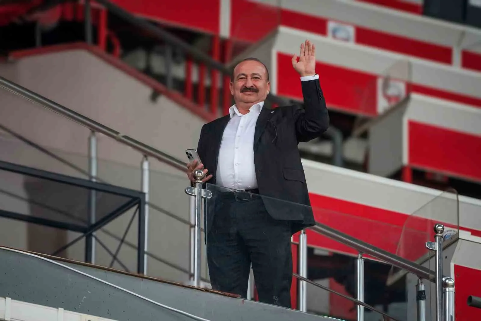 Gaziantep Futbol Kulübü Başkanı Memik Yılmaz, ligde son haftalardaki performanslarını
