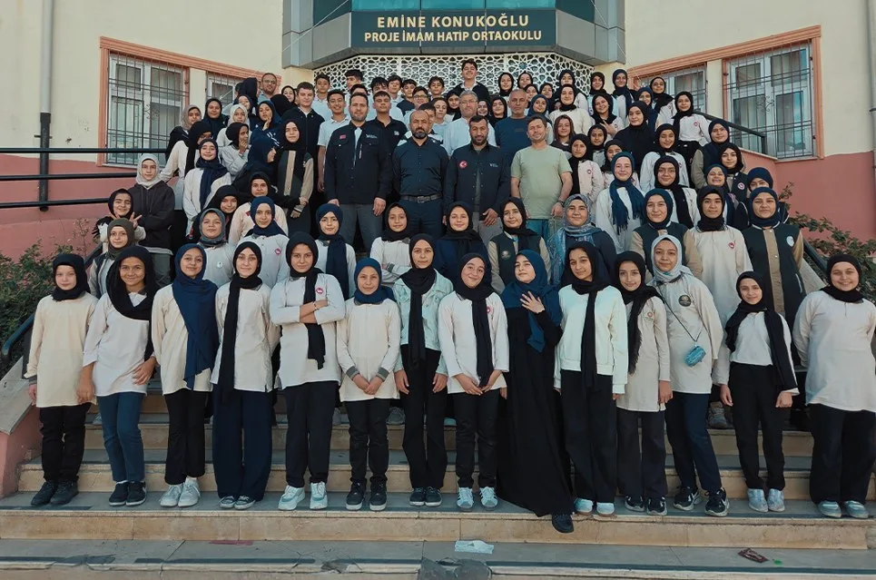 Gaziantep’te Emine Konukoğlu İmam Hatip Ortaokulu öğrencileri, Gazze’de yaşanan insanlık