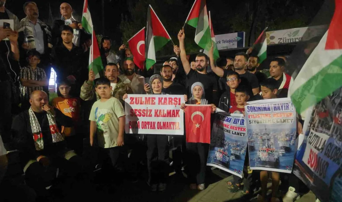 Gaziantep’in İslahiye ilçesinde bir araya gelen yüzlerce kişi, İsrail’in Sumud
