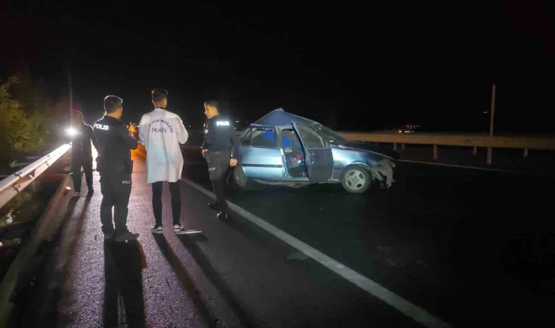 Gaziantep’in İslahiye ilçesinde 2 otomobilin çarpışması sonucu meydana gelen kazada