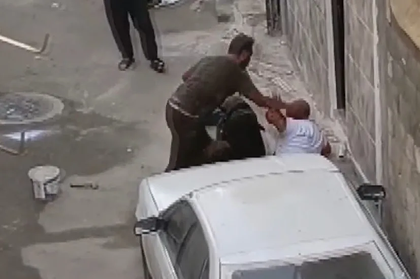 Gaziantep’te bir şahsın annesini tekmeledikten sonra ağabeyini defalarca bıçaklayarak öldürme