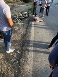 Antalya’nın Gazipaşa ilçesinde otomobille çarpışan motosikletin sürücüsü yaralandı. Kaza, Koru