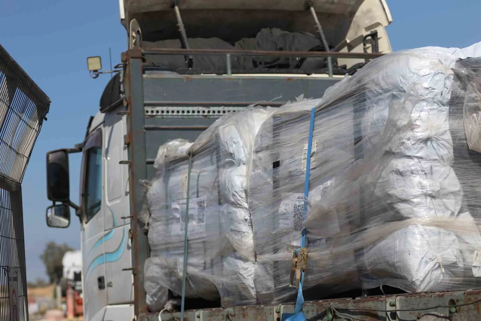 İsrail ile Hamas arasında varılan ateşkes anlaşması sonrası insani yardım