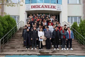 Düzce Borsa İstanbul Mesleki ve Teknik Anadolu Lisesi öğrencileri Düzce