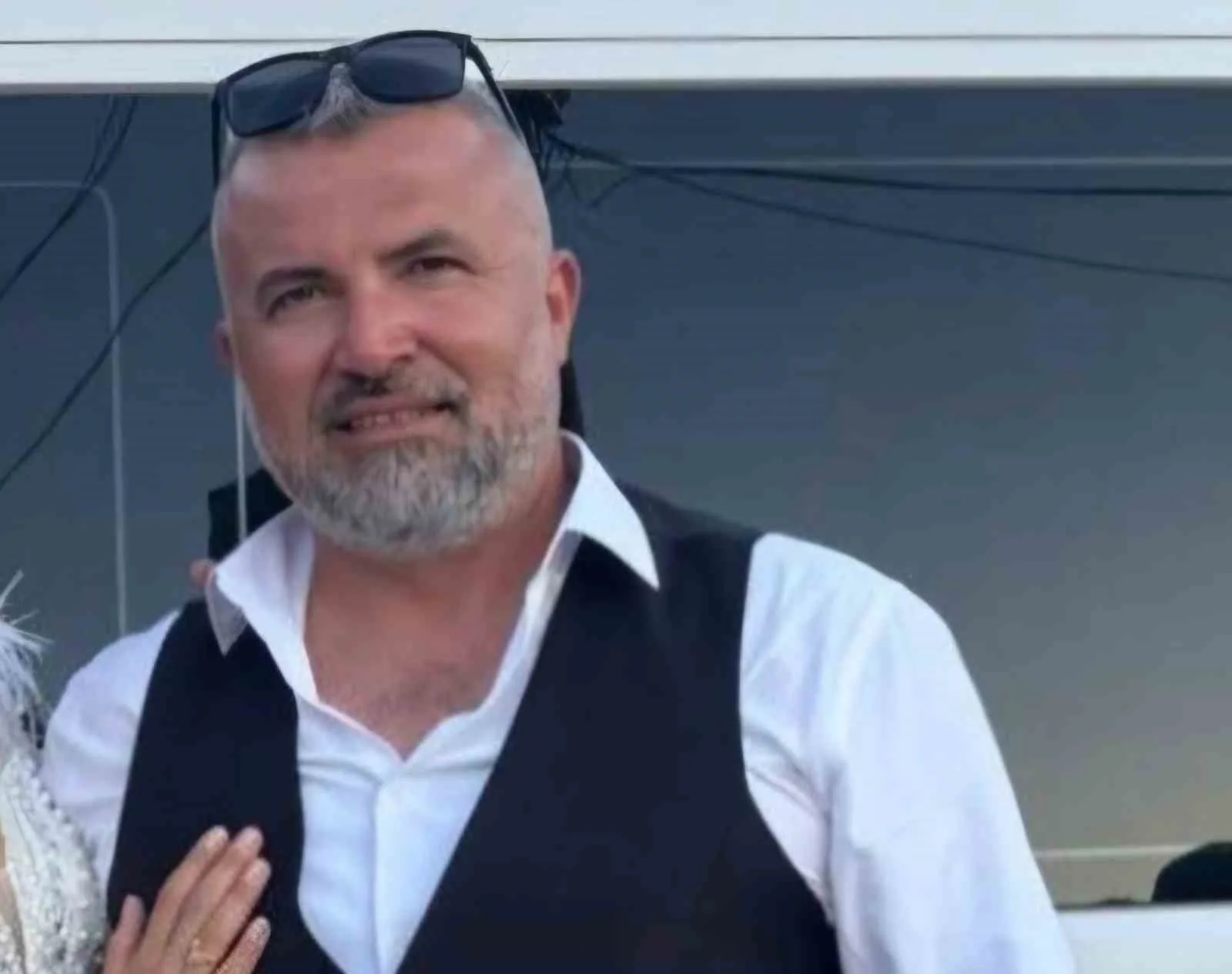 Çanakkale’nin Gelibolu ilçesi açıklarında alabora olan teknenin batması sonucu hayatını