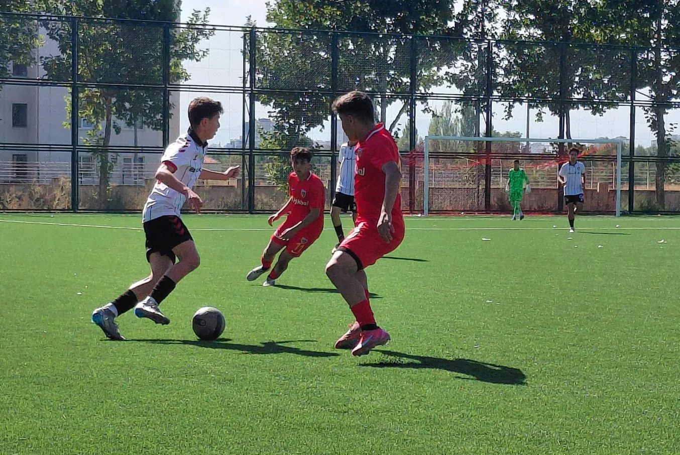 Gelişim Ligi U-16 Kategorisi 8. Grup’ta oynanan ligin 4. hafta