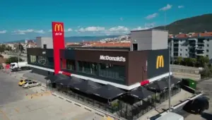 Gemlik Belediyesi’nde yaşanan yapı kullanma belgesi usulsüzlüğü iddiasında karar çıktı.