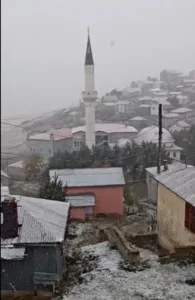 Giresun’un önemli turizm merkezlerinden biri olan Bektaş Yaylası’nda bu sabah