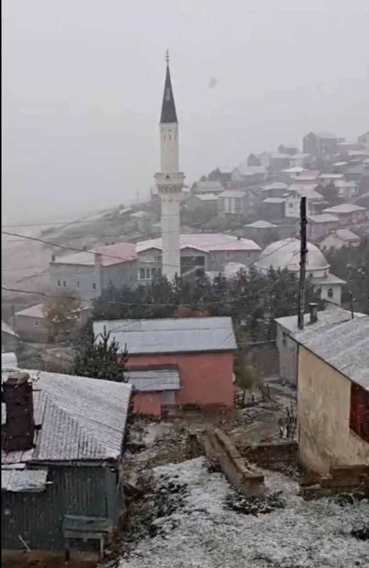 Giresun’un önemli turizm merkezlerinden biri olan Bektaş Yaylası’nda bu sabah