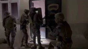 Hatay’da Cumhuriyet Başsavcılığı koordinesinde göçmen kaçakçılarına yönelik yapılan şafak operasyonunda
