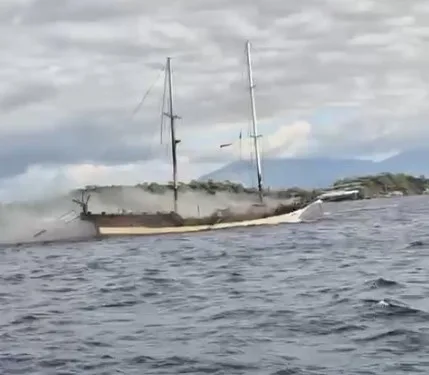 Muğla’nın Fethiye ilçesi Göcek açıklarında gulet teknede çıkan yangın söndürüldü.