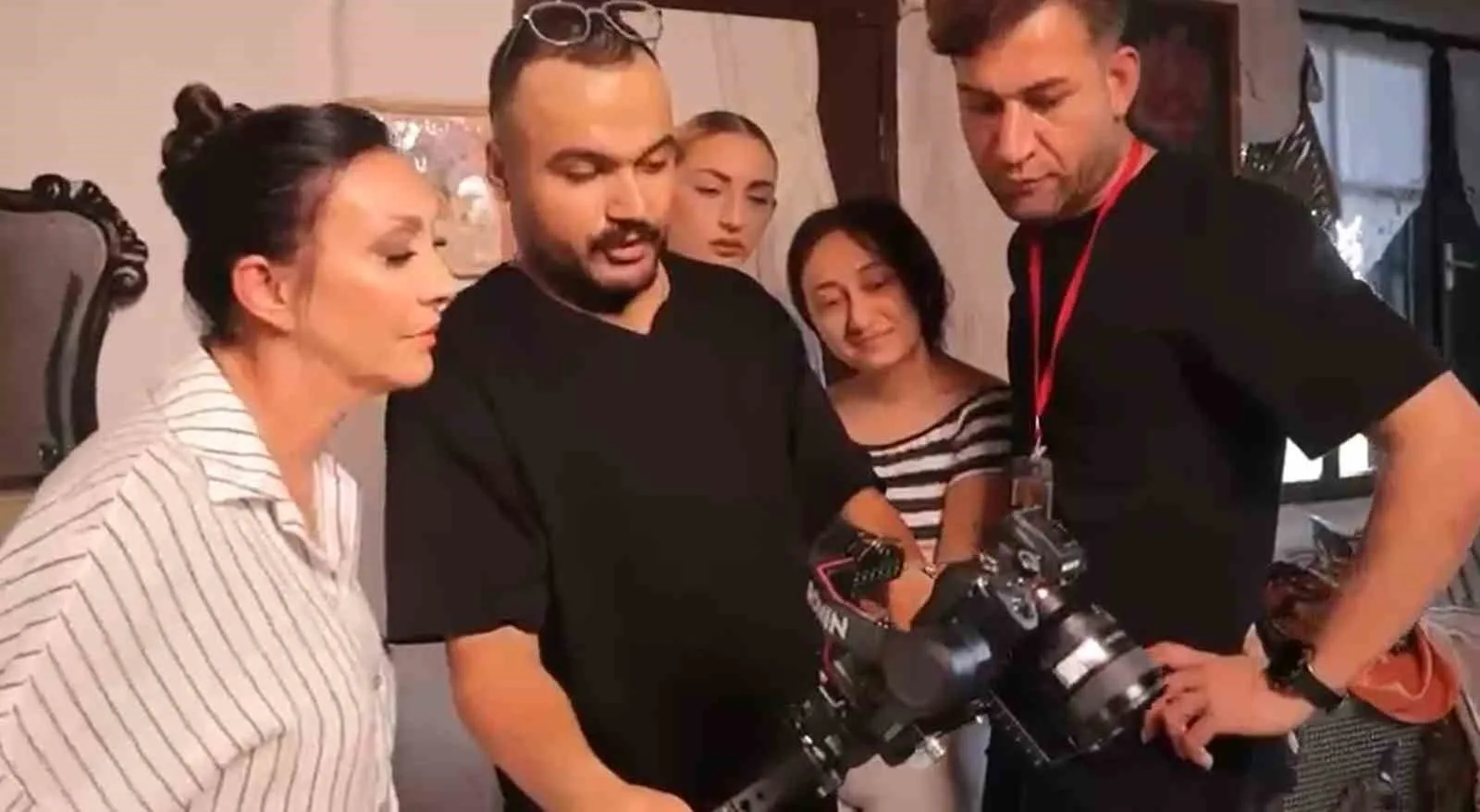 Yalova’nın Çınarcık ilçesinde 5. kattaki evinin penceresinden düşerek hayatını kaybetmen