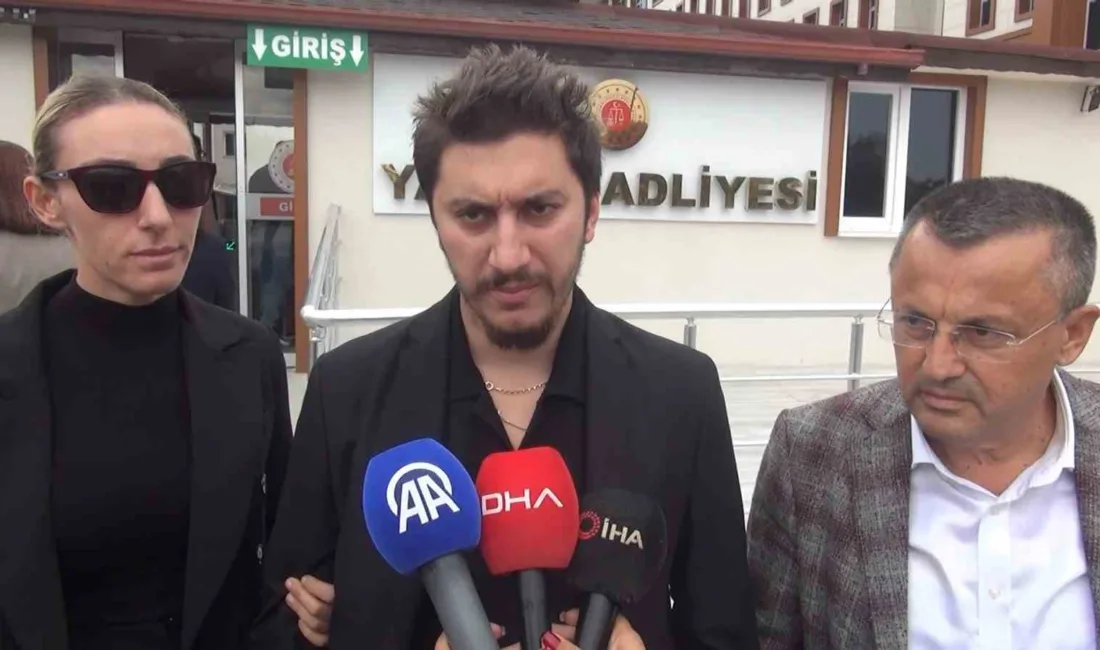 Yalova’nın Çınarcık ilçesinde 5. kattaki evinin penceresinden eğlendiği sırada aşağı