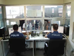 Habur Sınır Kapısı’nda 9 ayda 3 milyon pasaport kontrolü yapan