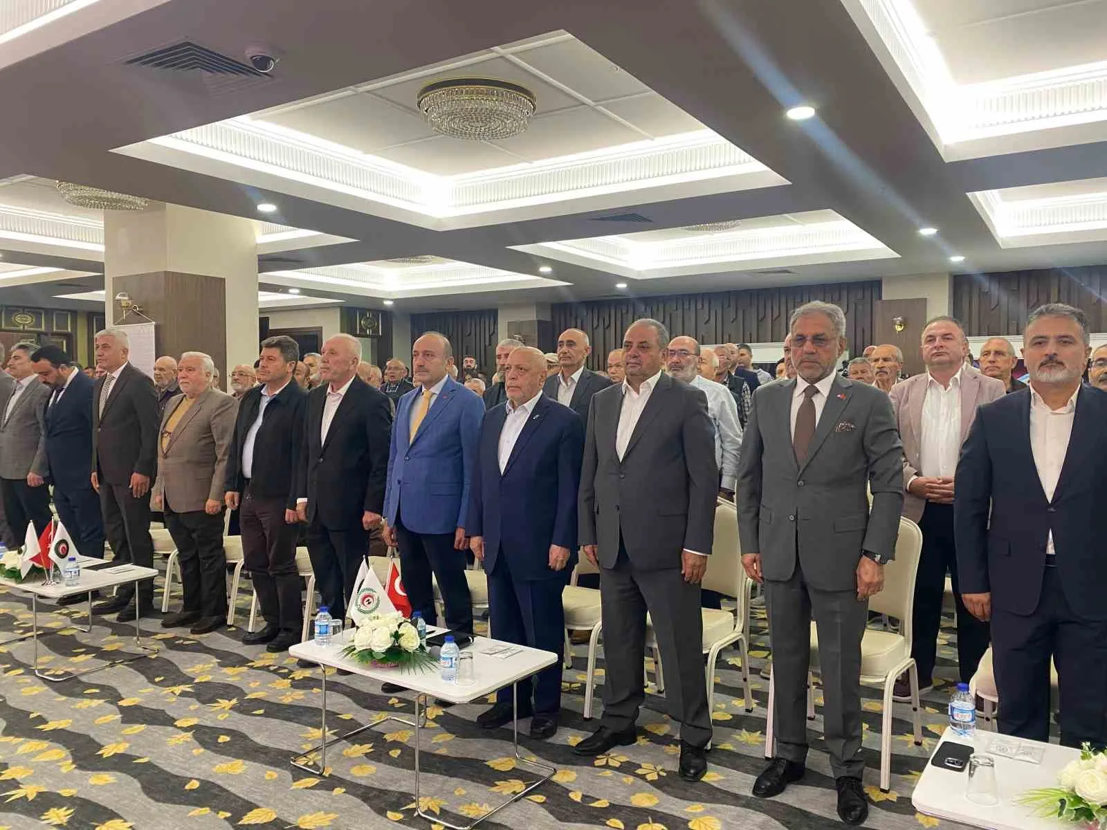 Hak İşçi Sendikaları Konfederasyonu (HAK-İŞ) Genel Başkanı Mahmut Arslan, doğum