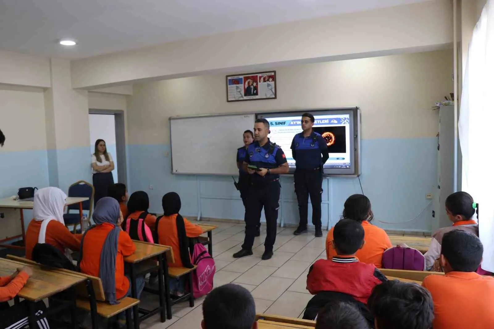 Haliliye Belediyesi Zabıta Müdürlüğü, toplum sağlığını korumaya yönelik faaliyetleri kapsamında