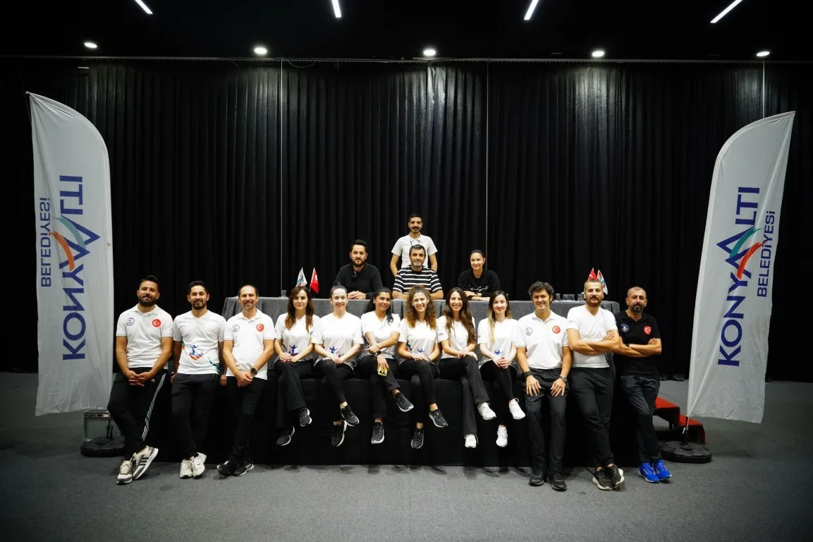 Konyaaltı Belediyesi Halk Oyunları Topluluğu’nun yeni dönem seçmeleri Nazım Hikmet