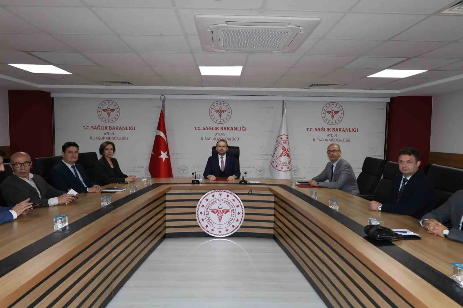 Aydın’da kamu hastanelerinde 9 aylık süreçte verilen hizmetlere yönelik toplantı