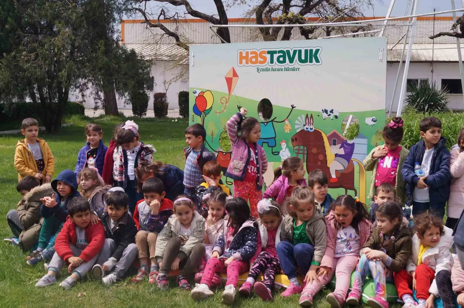 Her yıl Ekim ayının ikinci Cuma günü kutlanan Dünya Yumurta