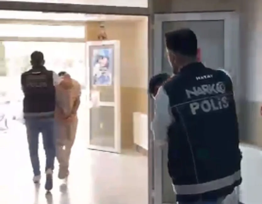 Hatay’ın Antakya ilçesinde uyuşturucu imal ve ticaretine yönelik yapılan çalışmada