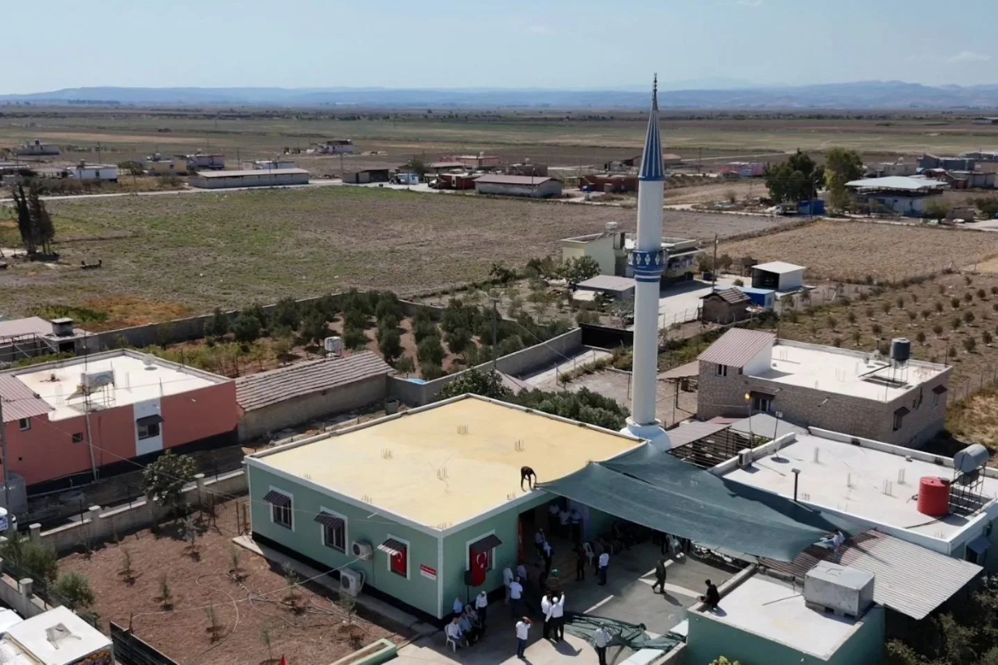 Hatay’da depremin ardından inşa edilen 104. cami olan Karabatak Mahallesi