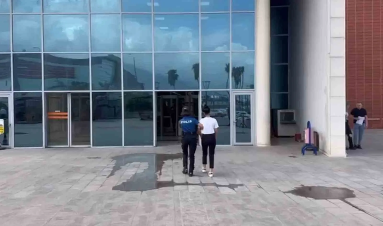 Hatay’ın Antakya ve Arsuz ilçesinde işlediği çeşitli suçlar nedeniyle adli