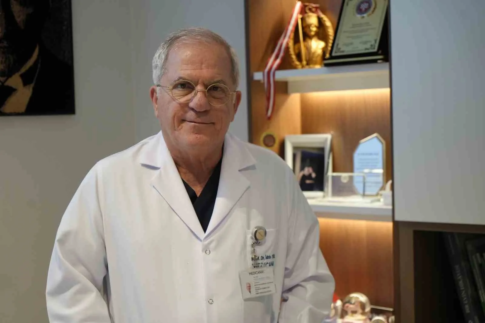 Medikal Onkoloji Uzmanı Prof. Dr. İdris Yücel, dünyada her 8