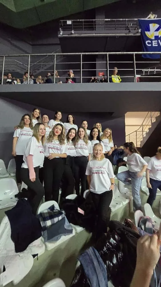 “Meme Kanseri Farkındalık Ayı” kapsamında Fenerbahçe Medicana-THY Spor Kulübü maçı