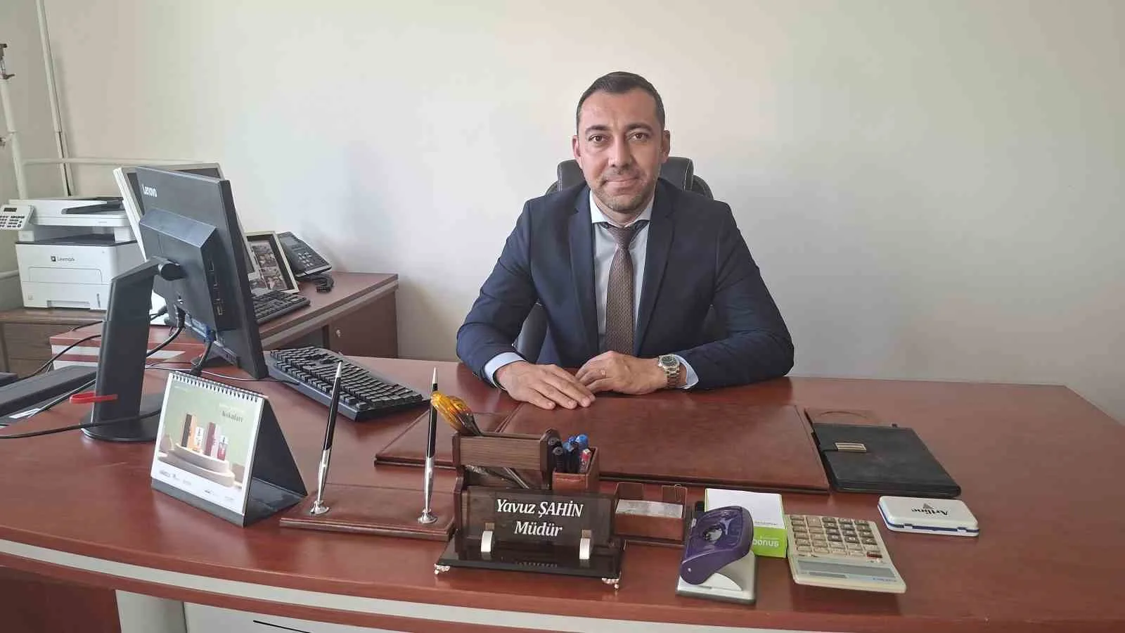 Kütahya’nın Hisarcık ilçesine Vergi Dairesi Müdürü olarak atanan Yavuz Şahin