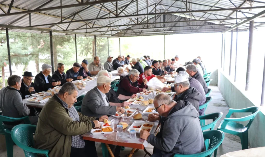 Kütahya’nın Hisarcık ilçesi Şeyhler köyünde “Turabi Haksız Hasan Dede birlik