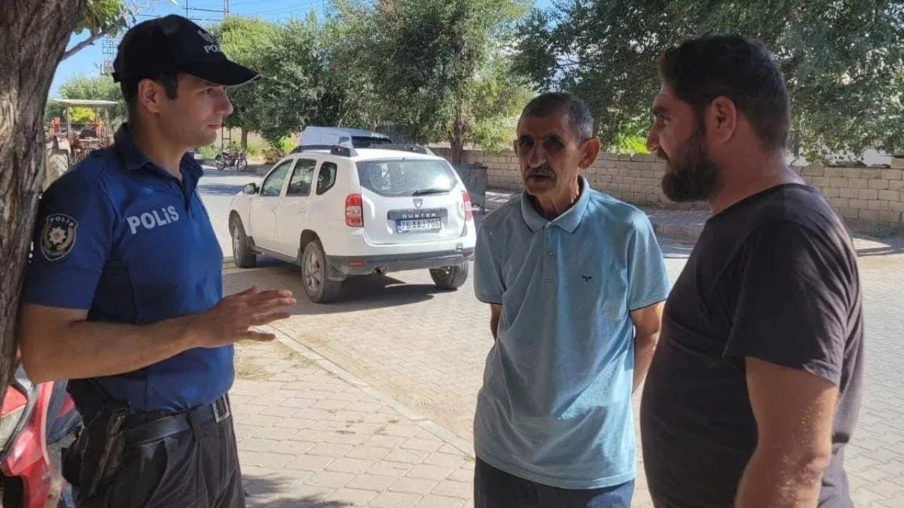 Iğdır Emniyet Müdürlüğü’ne bağlı ekipler, vatandaşları dolandırıcılık olaylarına karşı bilinçlendirmek