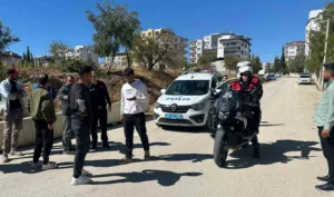 Adıyaman’da iki grup adasında çıkan bıçaklı kavgada 1 kişi yaralandı.