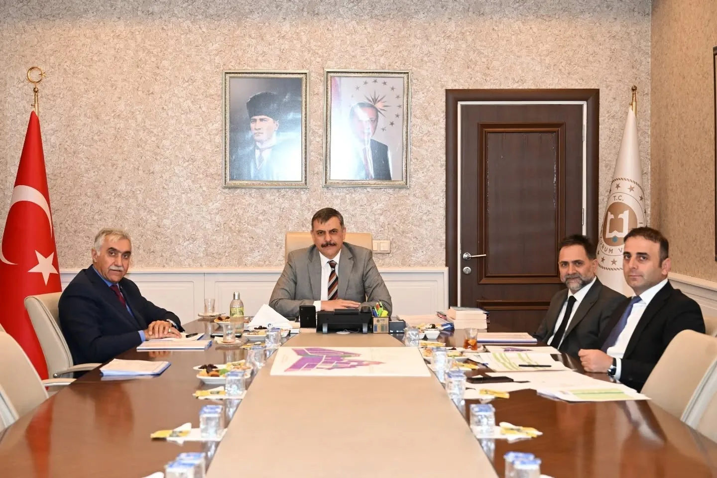 Erzurum 2. OSB Toplantısı, Vali Mustafa Çiftçi başkanlığında gerçekleştirildi. Toplantıda;