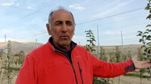 Emekli olduktan sonra doğup büyüdüğü Sivas’ın Gürün ilçesine yerleşen Ayhan