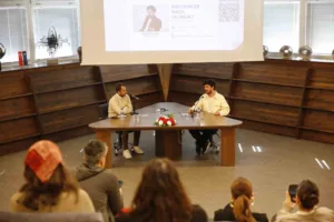 Anadolu Üniversitesi İletişim Bilimleri Fakültesi’nin “İletişim Buluşmaları” etkinliğinin ilki, Şener