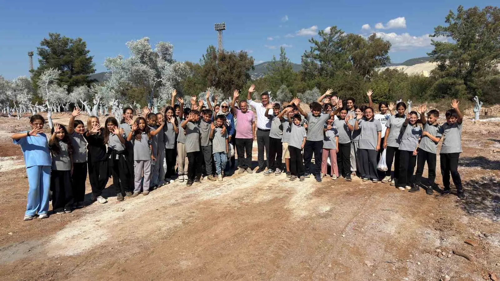 Muğla’nın Milas ilçesinde Yeniköy Kemerköy Enerji’nin ev sahipliğinde düzenlenen etkinlikte