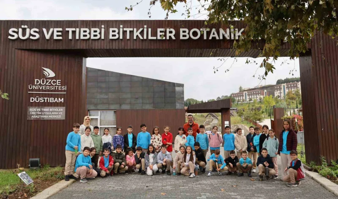 DÜZCE(İHA) – Namık Kemal İlkokulu 3. sınıf öğrencileri, anlamlı bir