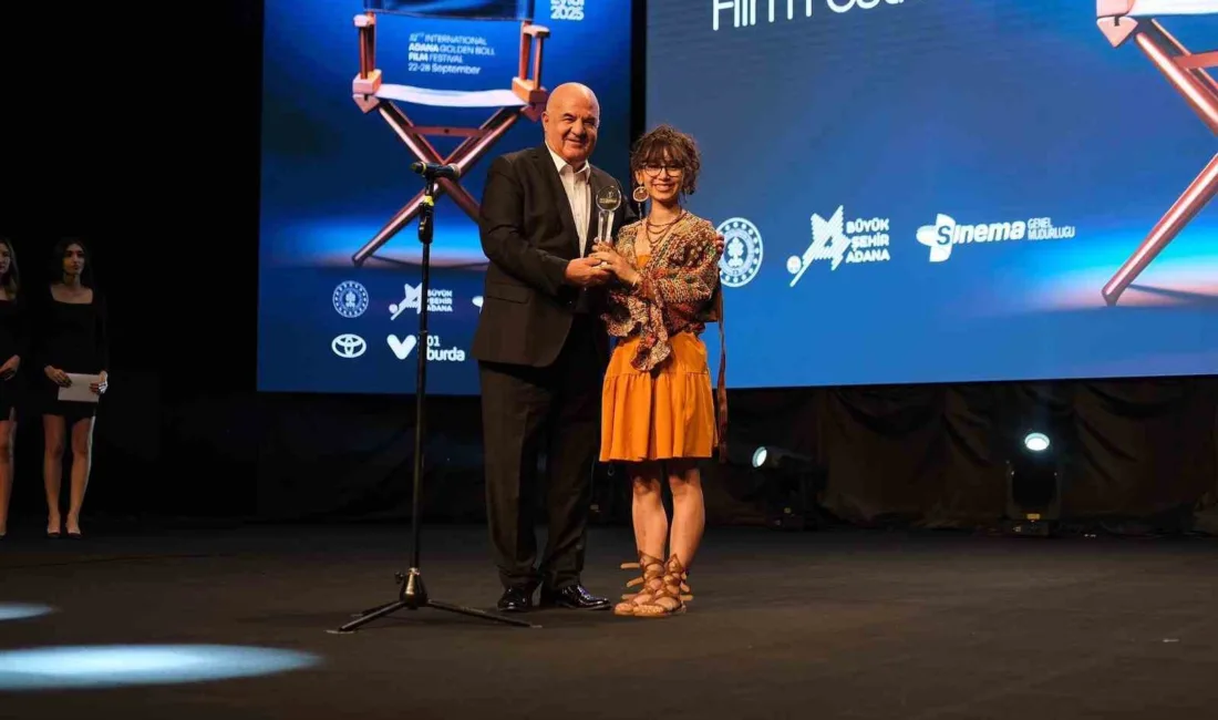 İnegöl Belediyesi Şehir Tiyatrosu kursiyeri, Adnan Menderes Üniversitesi İletişim Fakültesi