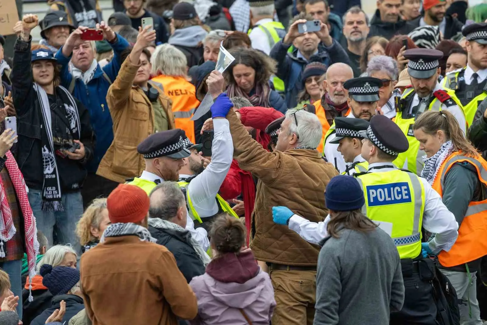 İngiltere’nin başkenti Londra’da İngiliz hükümetinin yasaklı örgüt ilan ettiği ’Palestine
