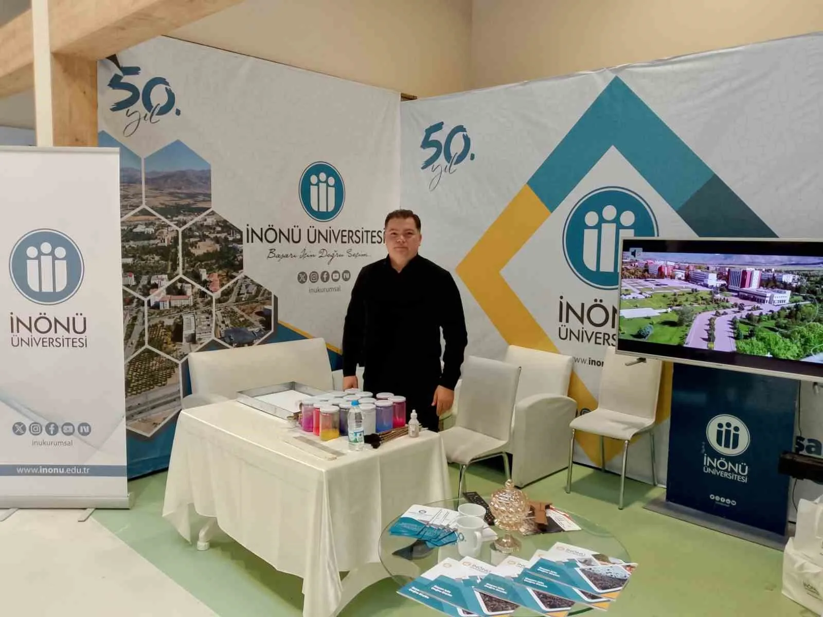 İnönü Üniversitesi, 16-19 Ekim tarihleri arasında İstanbul’da düzenlenen 7. Malatya