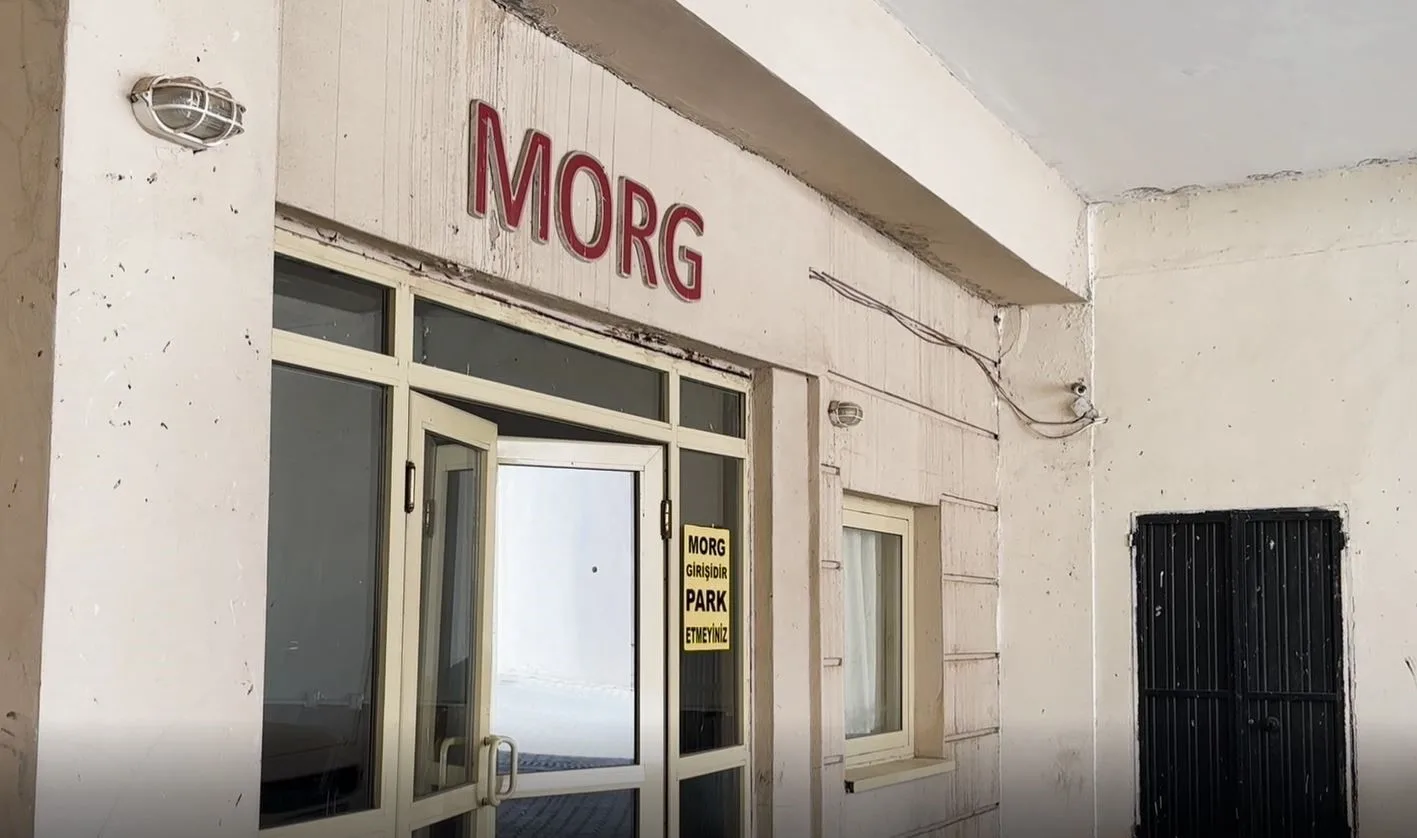 Şanlıurfa’nın Siverek ilçesinde 1,5 yaşındaki bir çocuk, evinin önünde oyun