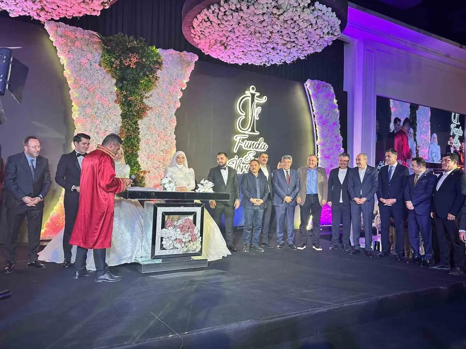 Kayseri Sivaslılar Federasyonu Başkanı İsa Gün’ün oğulları İbrahim ve Emirhan