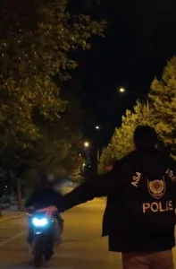 Isparta’da polis ekiplerince gerçekleştirilen denetimlerde 22 bin 134 şahıs sorgulandı,