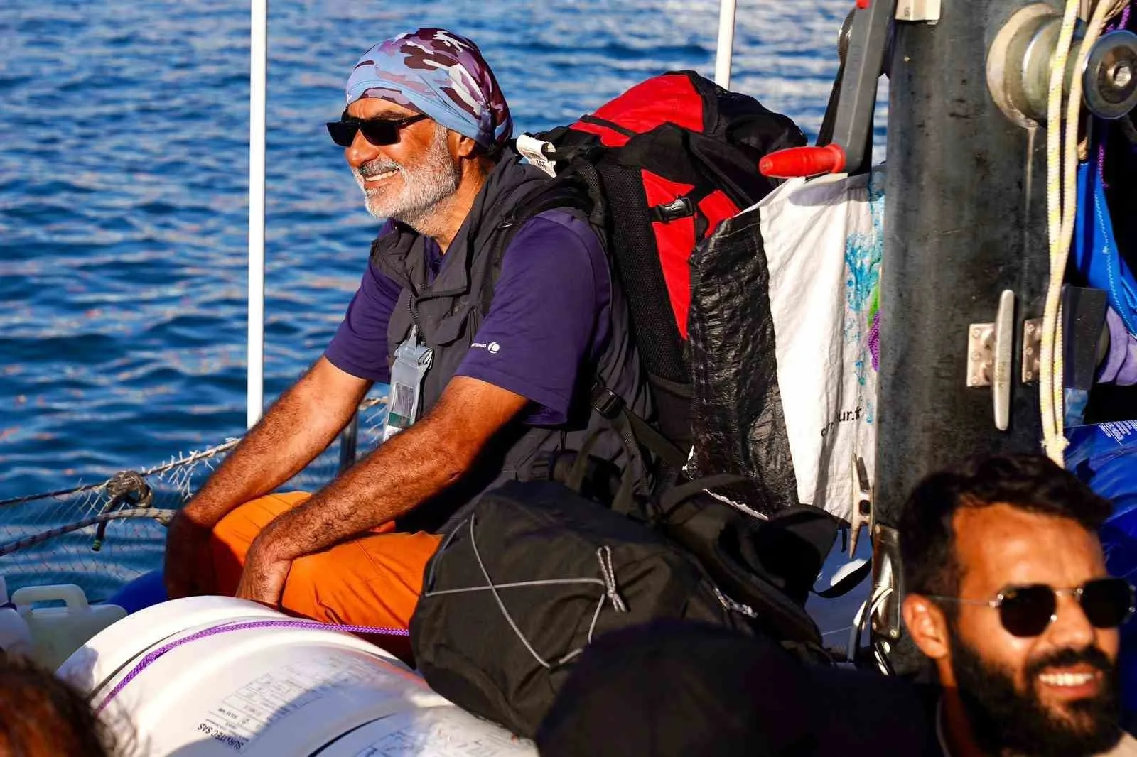 İsrail yönetimi, Gazze’ye insani yardım ulaştırmaya çalışırken alıkoyduğu Küresel Sumud