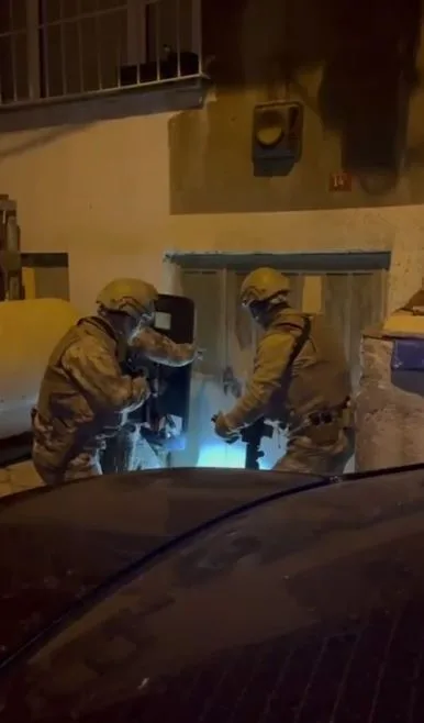 İstanbul merkezli 12 ilde düzenlenen “change” araç operasyonunda 74 şüpheli