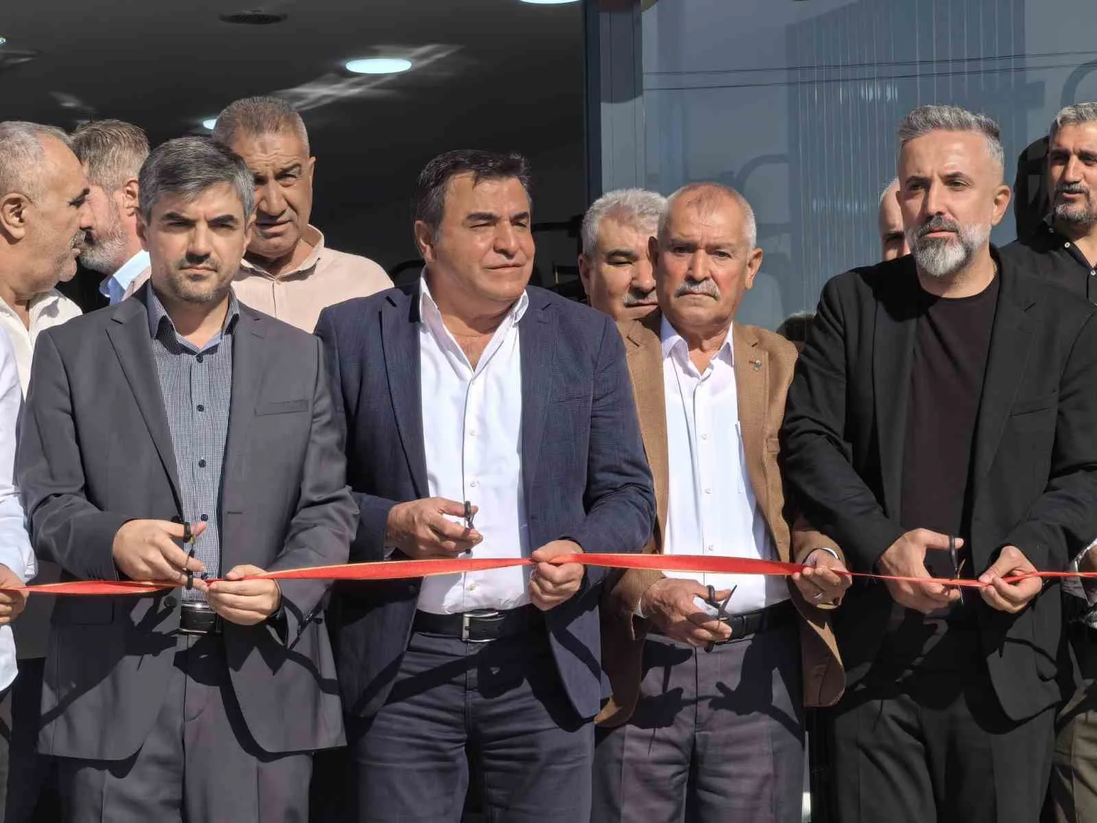 İstanbul’da tekstil sektöründe üretim yapan ünlü bir marka Diyarbakır’da toptan