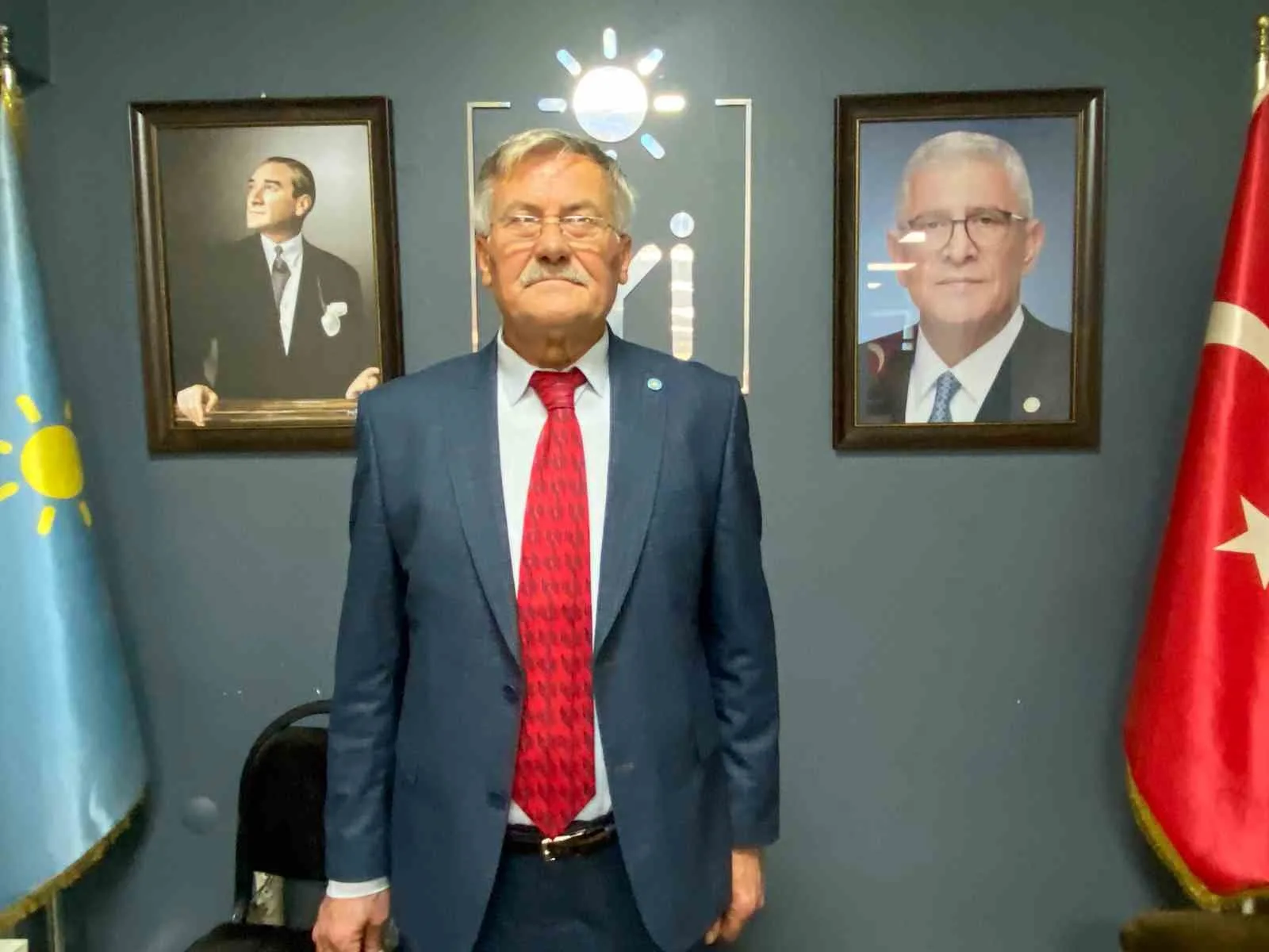 İYİ Parti Alaşehir İlçe Teşkilatı’nın olağan kongresinde mevcut başkan Bahattin