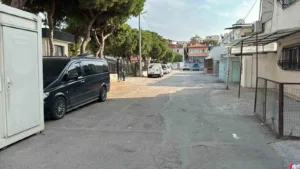 İzmir’in Konak ilçesinde 27 yaşındaki kadın, eski eşi tarafından sokak
