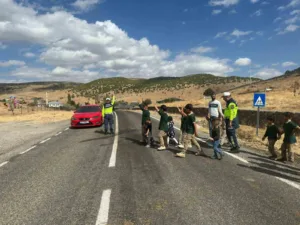 Bingöl’de jandarma tarafından öğrencilere trafik eğitimi verildi. Bingöl İl Jandarma